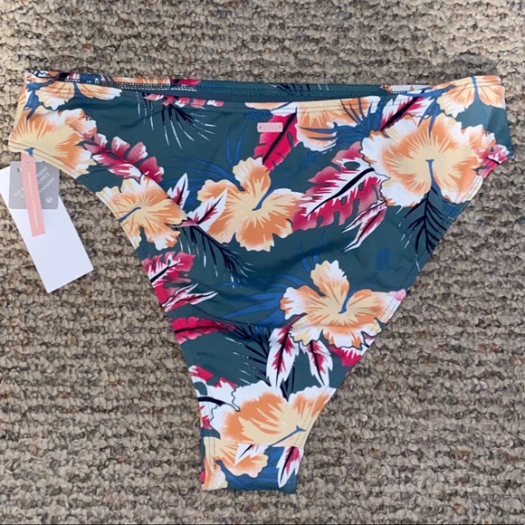 Roxy Bikini Bottom - Picture 2 of 3